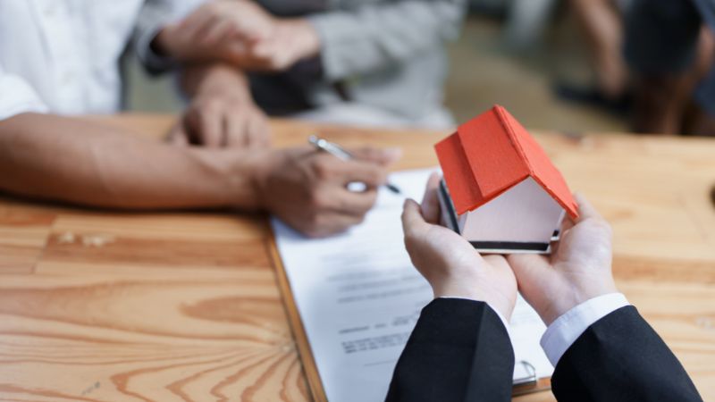 garantía hipotecaria y seguro de responsabilidad civil profesional