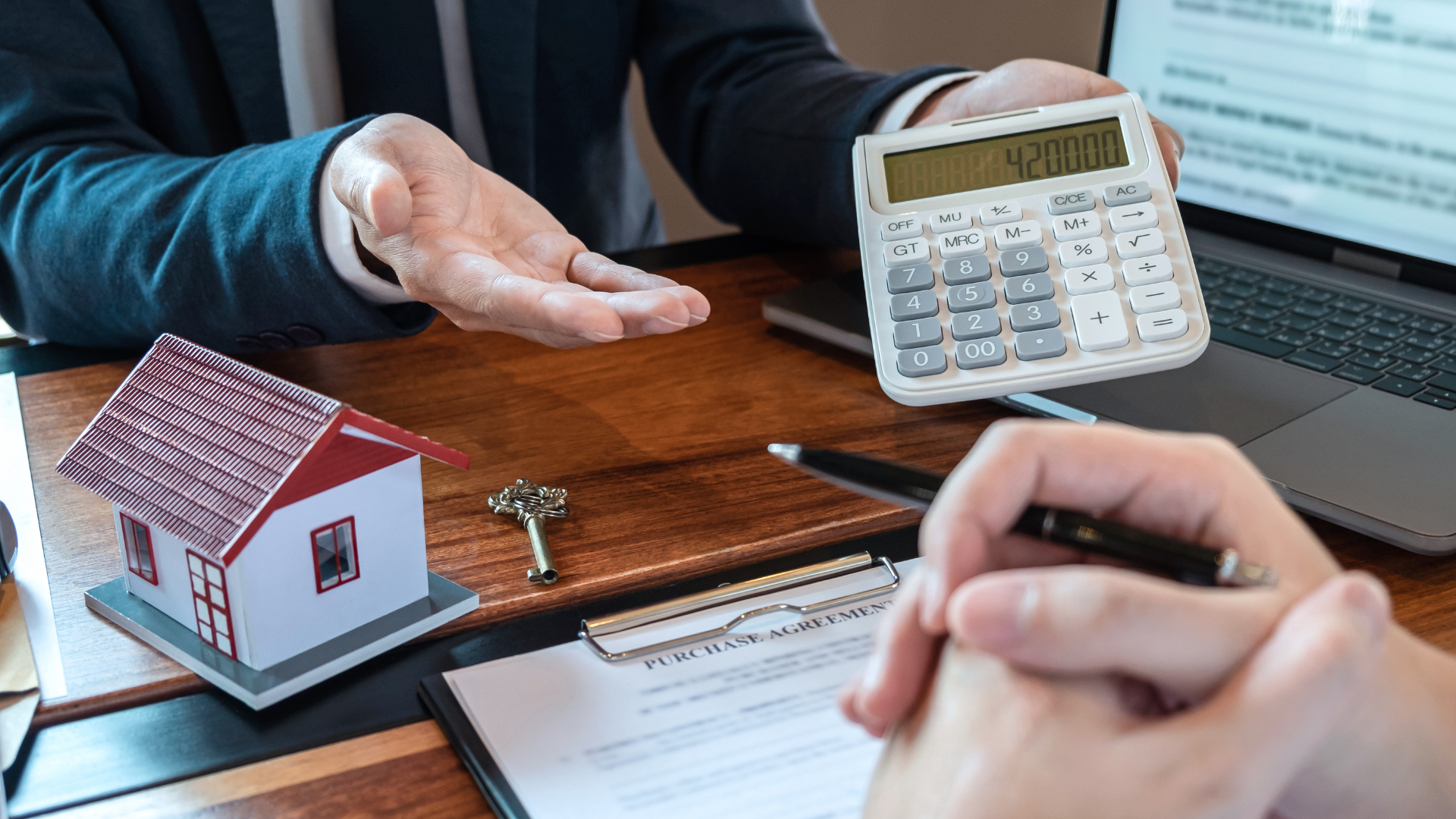 Cuanto cobra una inmobiliaria por alquilar un piso