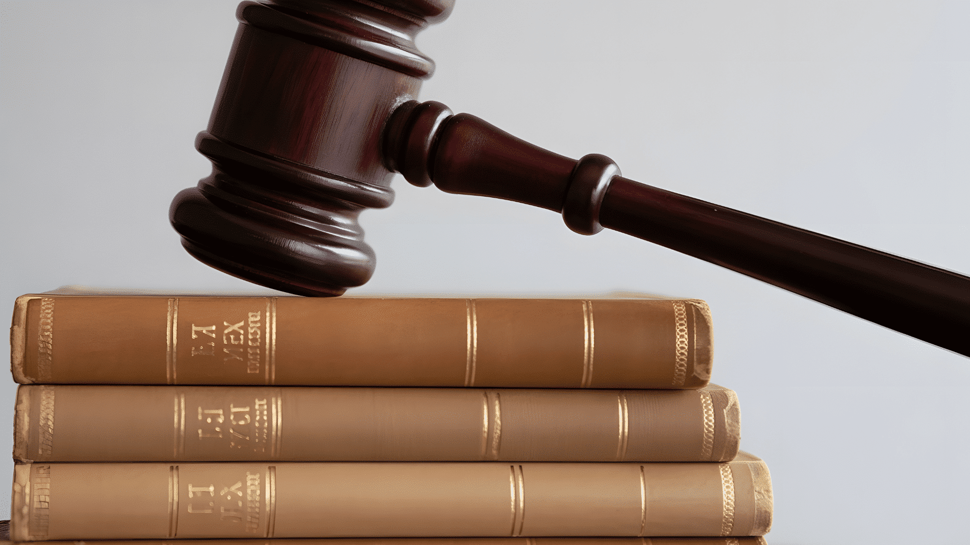 Estatutos y reglamento de régimen interior en Cataluña